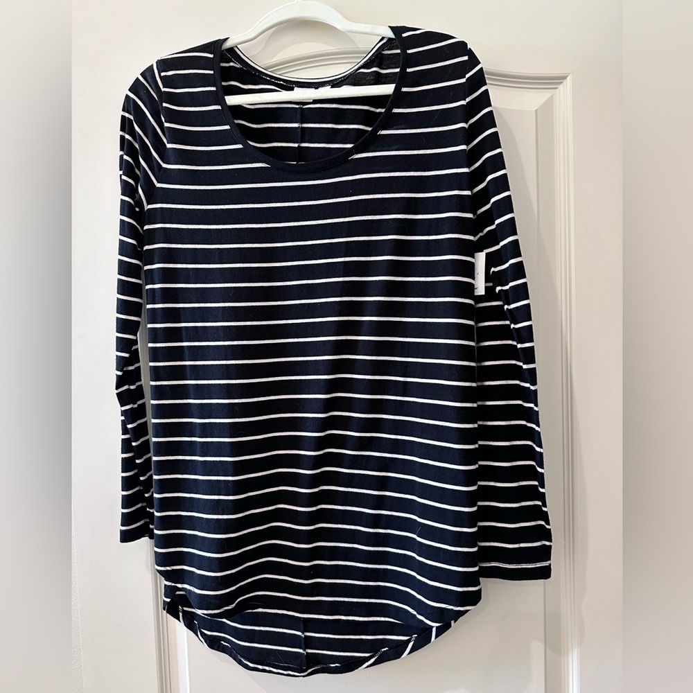 Long sleeve tee